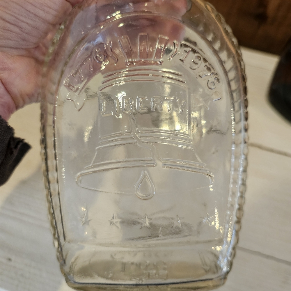 Two Vintage '76 Bicentennial Log Cabin Syrup Collectible Bottles Clear & Amber - Picture 3 of 8